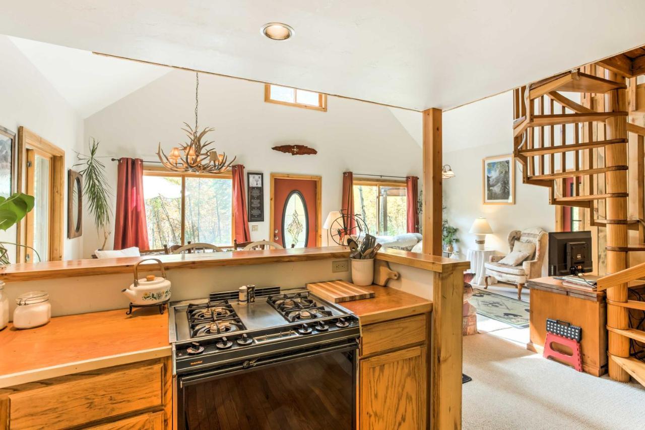 Marble Hideaway Cabin With Mountain Views And Deck! 外观 照片
